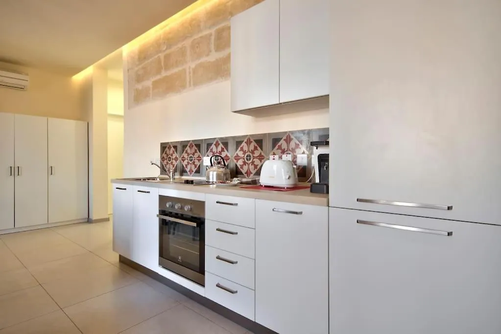 Vallettastay - Lucky Star Two Bedroom Apartment 303  La Valletta