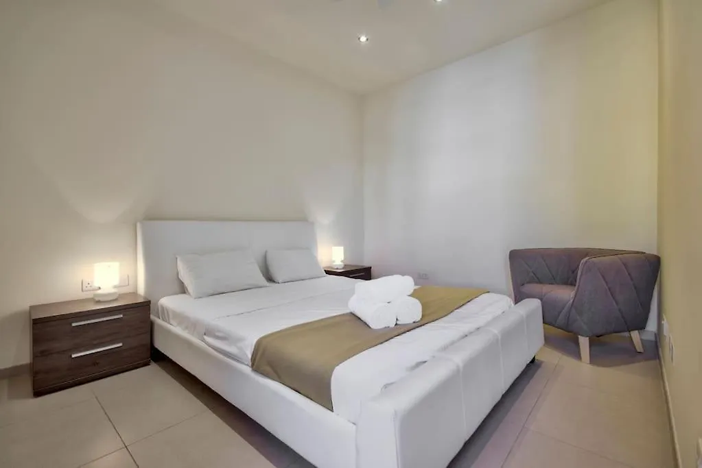 Vallettastay - Lucky Star Two Bedroom Apartment 303 La Valletta