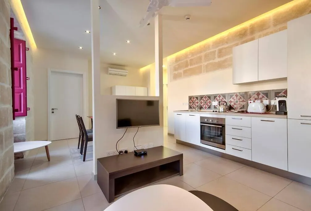 Vallettastay - Lucky Star Two Bedroom Apartment 303 0*, La Valletta